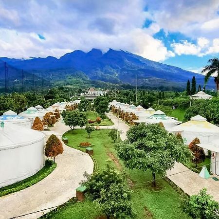 The Highland Park Resort Bogor Bagian luar foto
