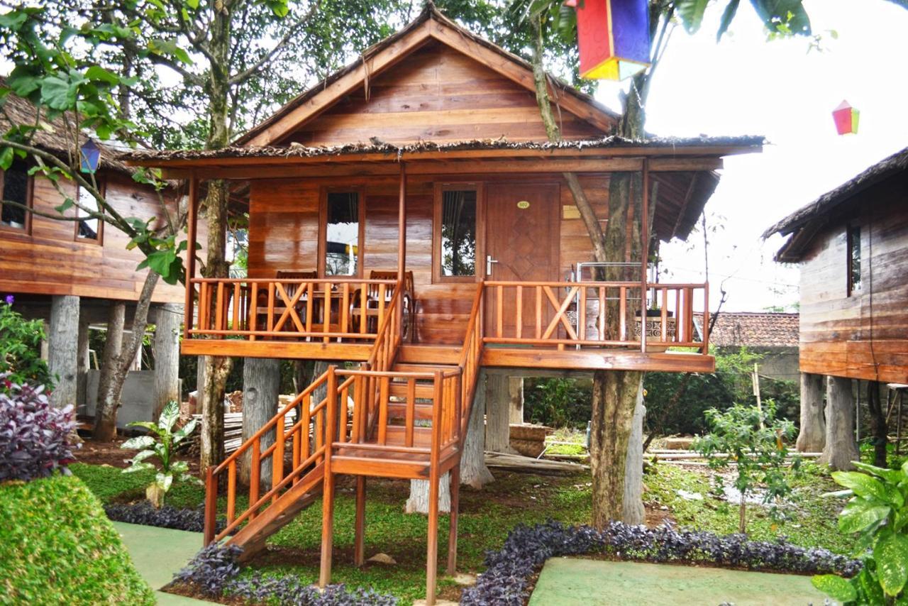 The Highland Park Resort Bogor Bagian luar foto