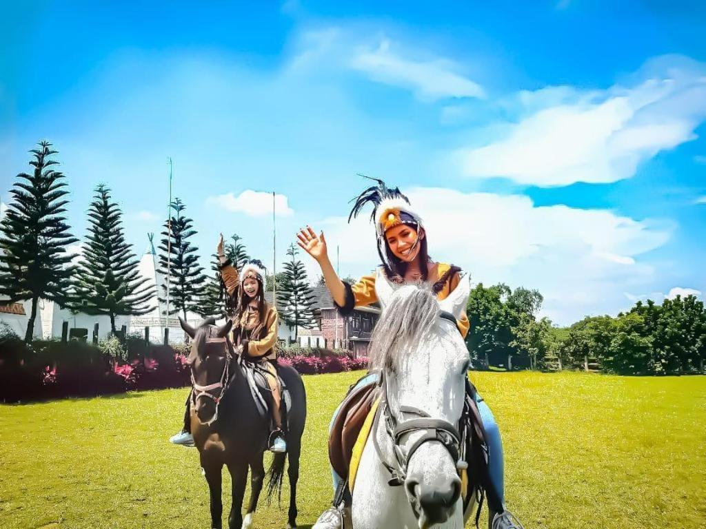 The Highland Park Resort Bogor Bagian luar foto
