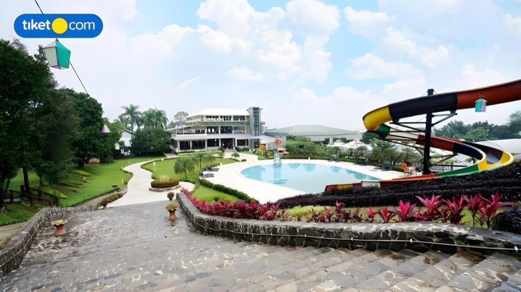 The Highland Park Resort Bogor Bagian luar foto
