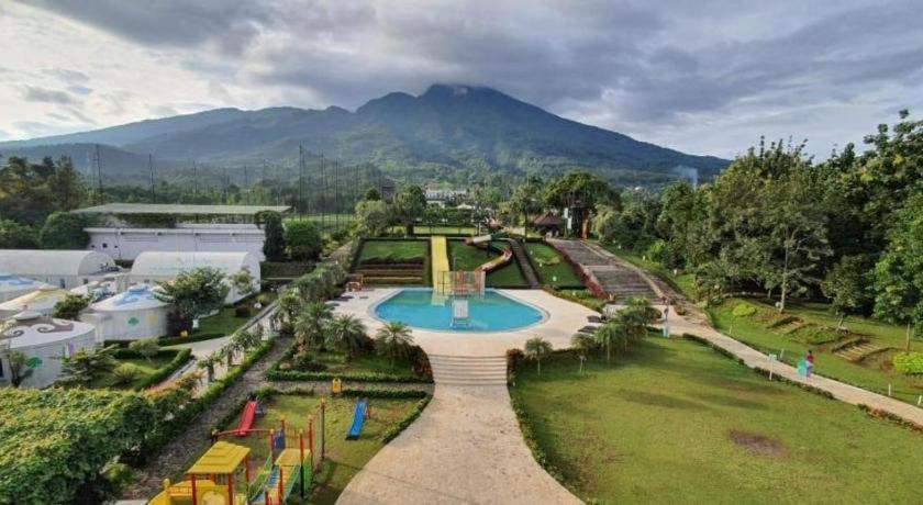 The Highland Park Resort Bogor Bagian luar foto