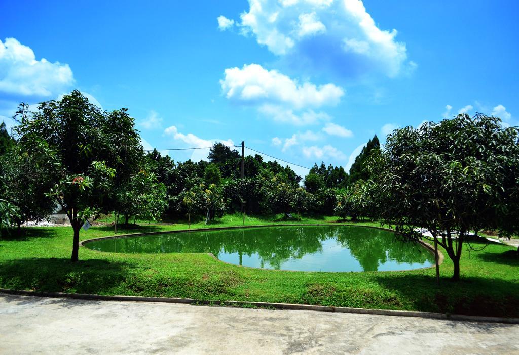 The Highland Park Resort Bogor Bagian luar foto